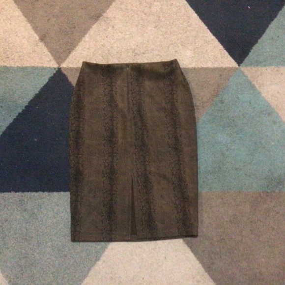 Leopard Print Skirt - Picture 5 of 6